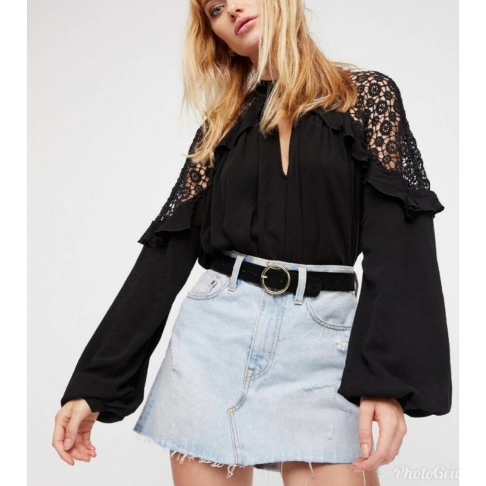 Free People Little Bit of Love Black Crochet Lace Ruffle Blouse Small